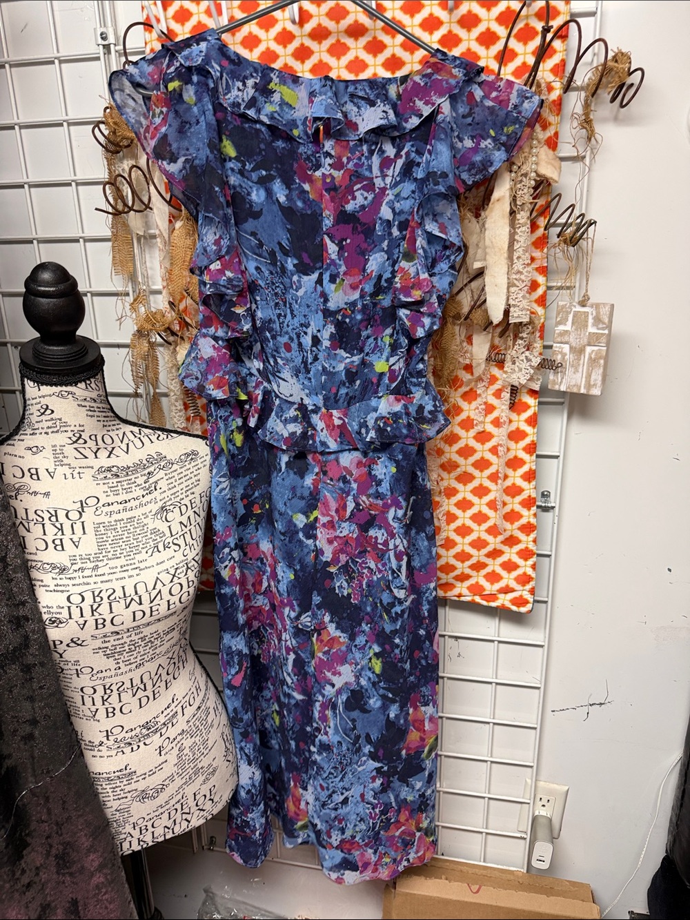 Lauren Ralph Lauren Navy Blue Floral Ruffle Maxi Dress - Picture 4 of 6